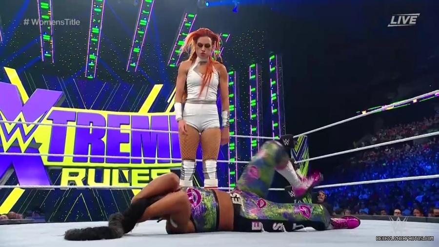 Bianca_and_Sasha_ER_mp44104.jpg