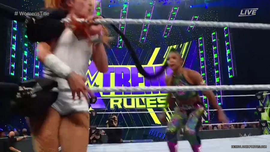 Bianca_and_Sasha_ER_mp44371.jpg