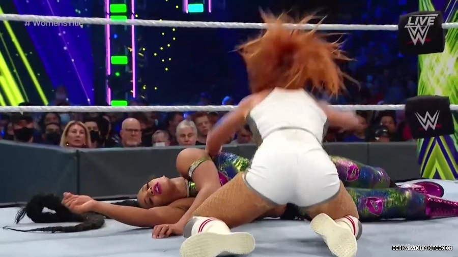 Bianca_and_Sasha_ER_mp44655.jpg