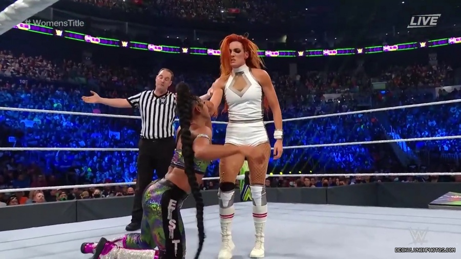 Bianca_and_Sasha_ER_mp44704.jpg