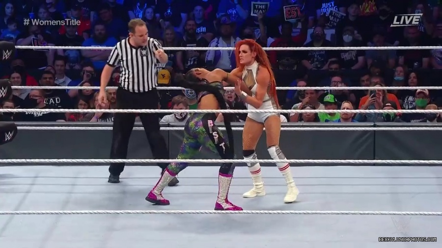 Bianca_and_Sasha_ER_mp44707.jpg