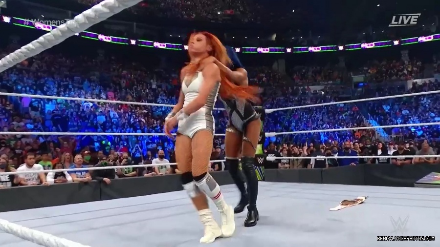 Bianca_and_Sasha_ER_mp44933.jpg