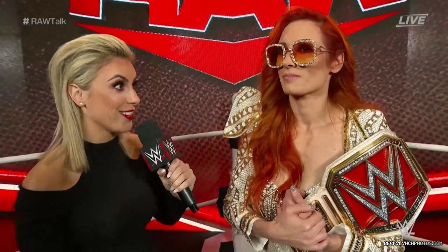 WWE_Raw_Talk_2021_11_01_1080p_WEB_h264-HEEL_mp40745.jpg