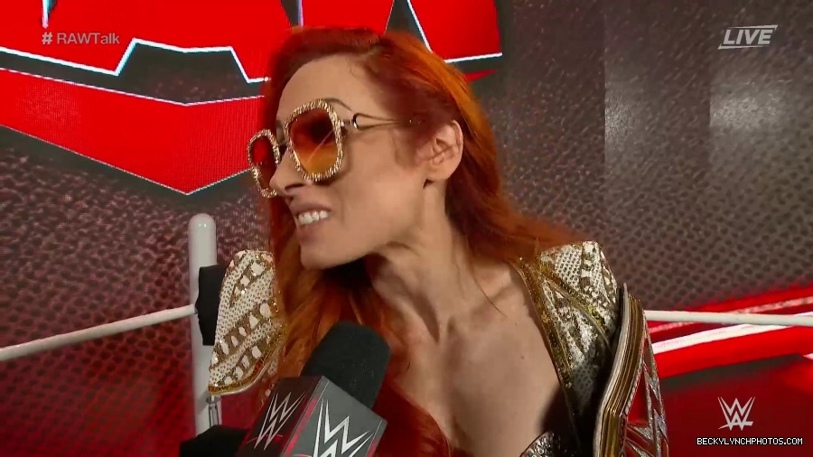 WWE_Raw_Talk_2021_11_01_1080p_WEB_h264-HEEL_mp40756.jpg