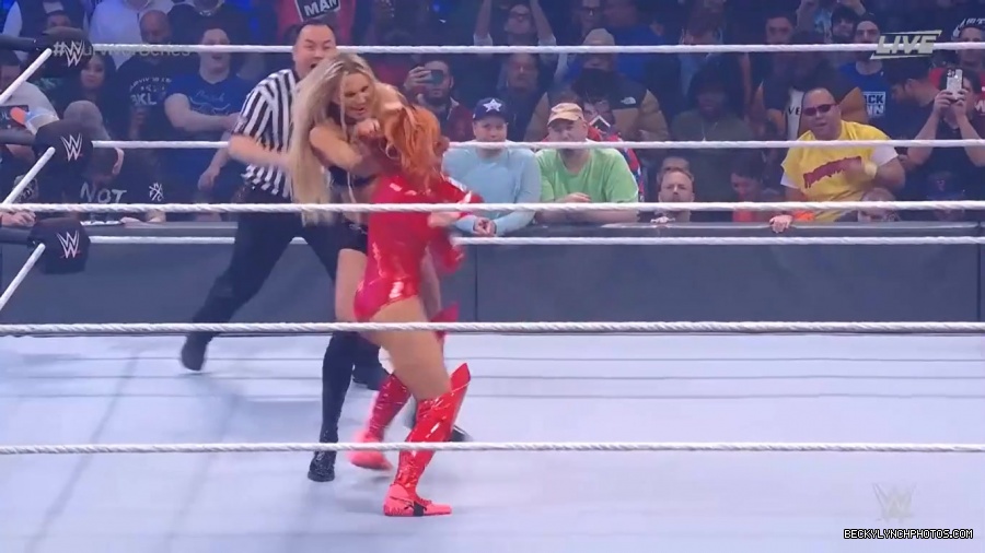 SURVIVOR_SERIES_2021_NOV__212C_2021_-_Becky_vs_Charlotte_0426.jpg