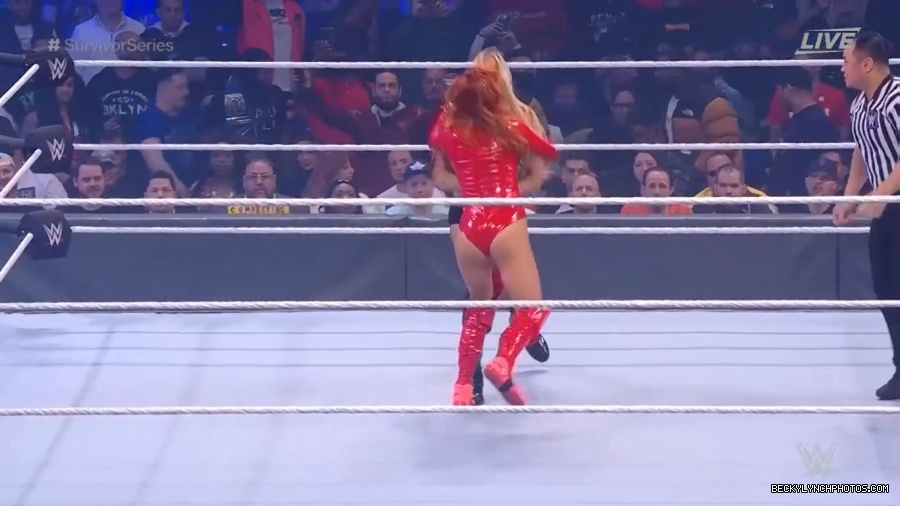 SURVIVOR_SERIES_2021_NOV__212C_2021_-_Becky_vs_Charlotte_0437.jpg