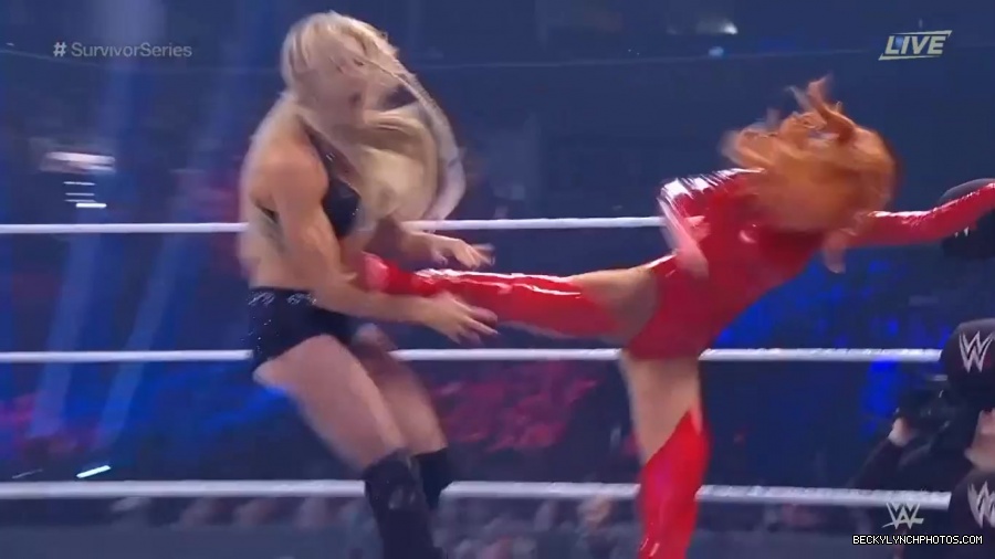 SURVIVOR_SERIES_2021_NOV__212C_2021_-_Becky_vs_Charlotte_0460.jpg