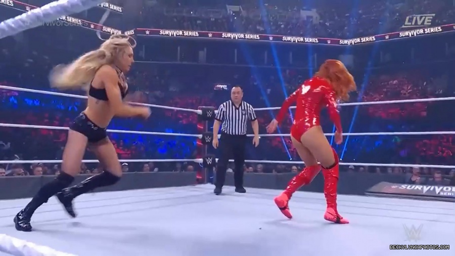 SURVIVOR_SERIES_2021_NOV__212C_2021_-_Becky_vs_Charlotte_0467.jpg