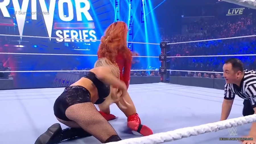 SURVIVOR_SERIES_2021_NOV__212C_2021_-_Becky_vs_Charlotte_0487.jpg