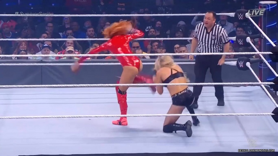 SURVIVOR_SERIES_2021_NOV__212C_2021_-_Becky_vs_Charlotte_0507.jpg