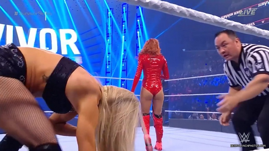SURVIVOR_SERIES_2021_NOV__212C_2021_-_Becky_vs_Charlotte_0516.jpg