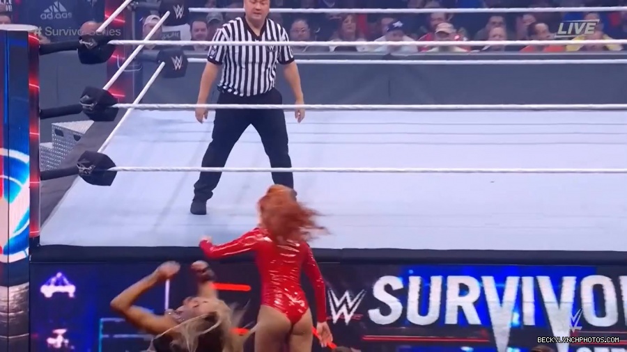 SURVIVOR_SERIES_2021_NOV__212C_2021_-_Becky_vs_Charlotte_0588.jpg
