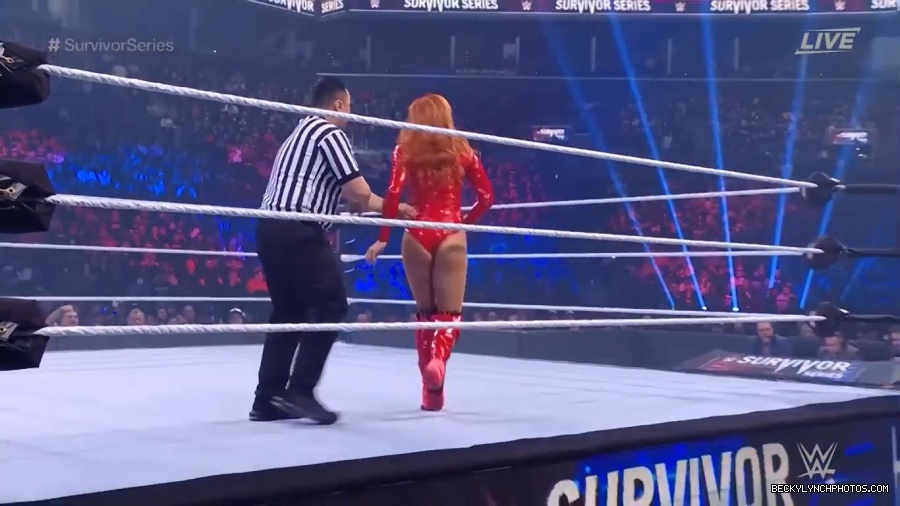 SURVIVOR_SERIES_2021_NOV__212C_2021_-_Becky_vs_Charlotte_0597.jpg