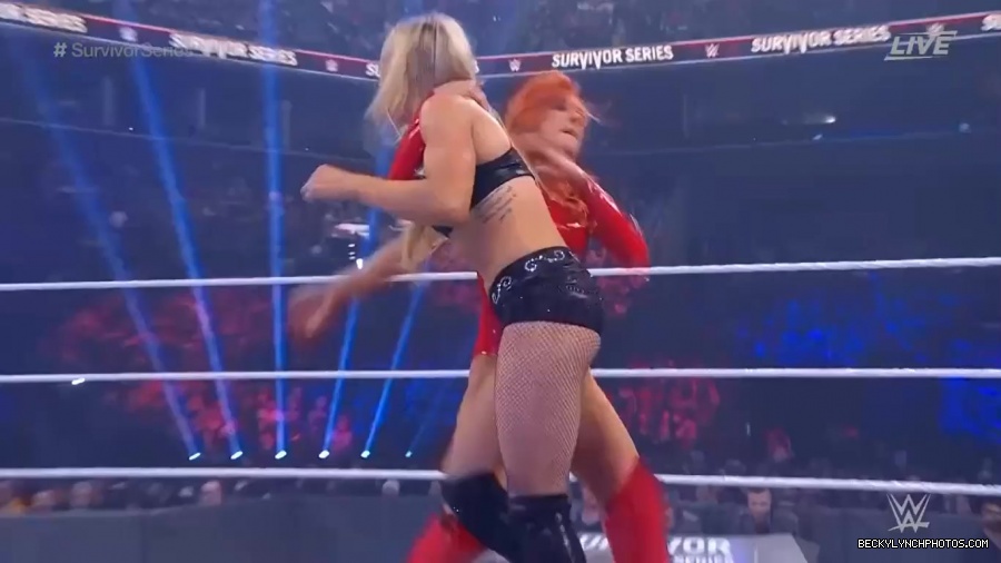 SURVIVOR_SERIES_2021_NOV__212C_2021_-_Becky_vs_Charlotte_0661.jpg