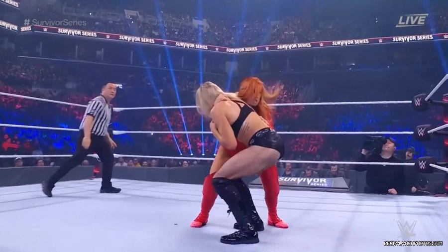 SURVIVOR_SERIES_2021_NOV__212C_2021_-_Becky_vs_Charlotte_0664.jpg