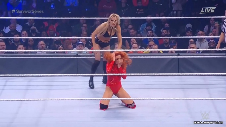 SURVIVOR_SERIES_2021_NOV__212C_2021_-_Becky_vs_Charlotte_0680.jpg