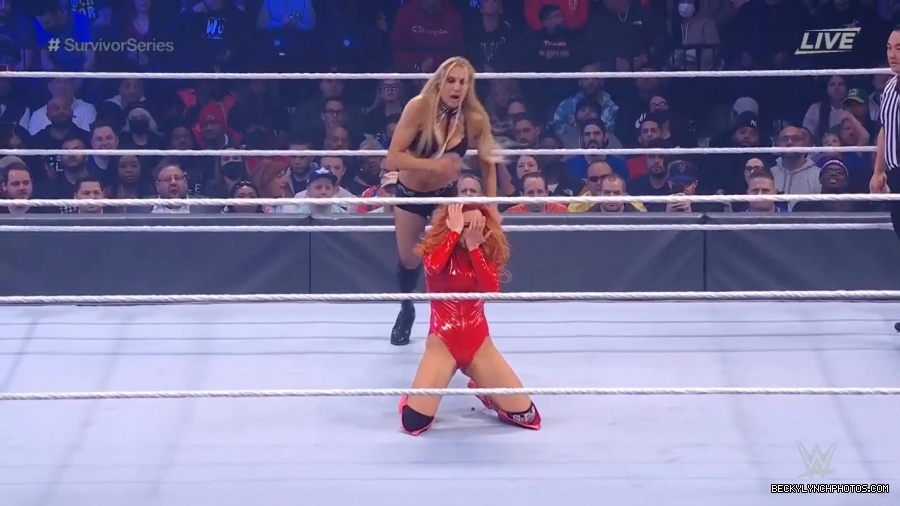 SURVIVOR_SERIES_2021_NOV__212C_2021_-_Becky_vs_Charlotte_0681.jpg