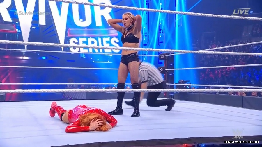 SURVIVOR_SERIES_2021_NOV__212C_2021_-_Becky_vs_Charlotte_0714.jpg