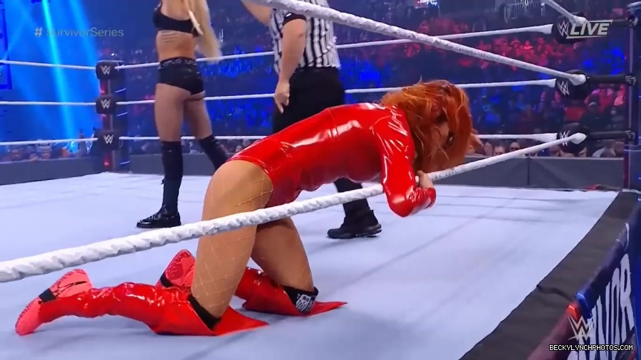 SURVIVOR_SERIES_2021_NOV__212C_2021_-_Becky_vs_Charlotte_0765.jpg