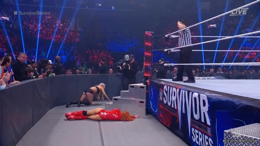 SURVIVOR_SERIES_2021_NOV__212C_2021_-_Becky_vs_Charlotte_0981.jpg