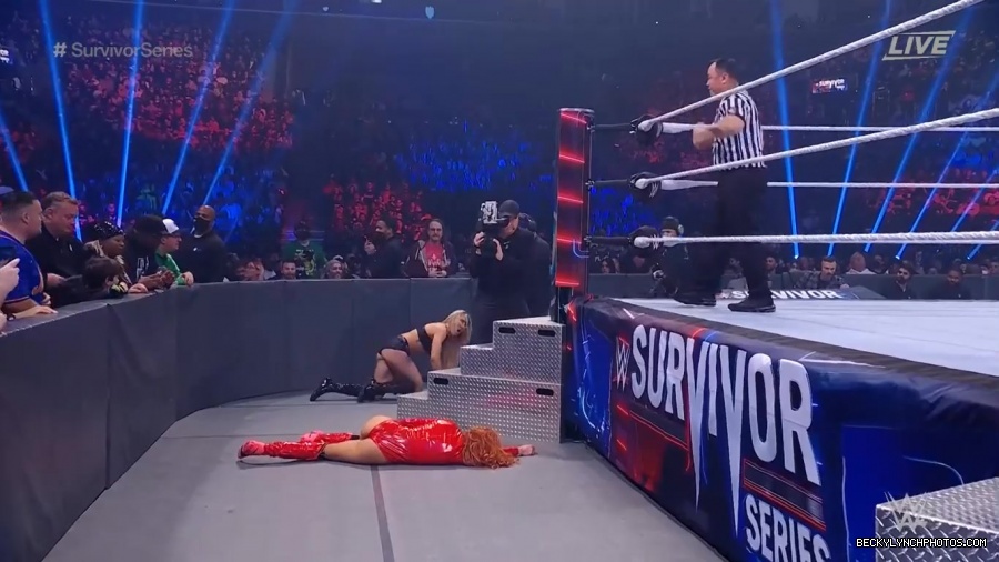 SURVIVOR_SERIES_2021_NOV__212C_2021_-_Becky_vs_Charlotte_0984.jpg