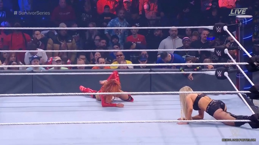 SURVIVOR_SERIES_2021_NOV__212C_2021_-_Becky_vs_Charlotte_1026.jpg