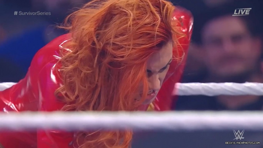 SURVIVOR_SERIES_2021_NOV__212C_2021_-_Becky_vs_Charlotte_1042.jpg