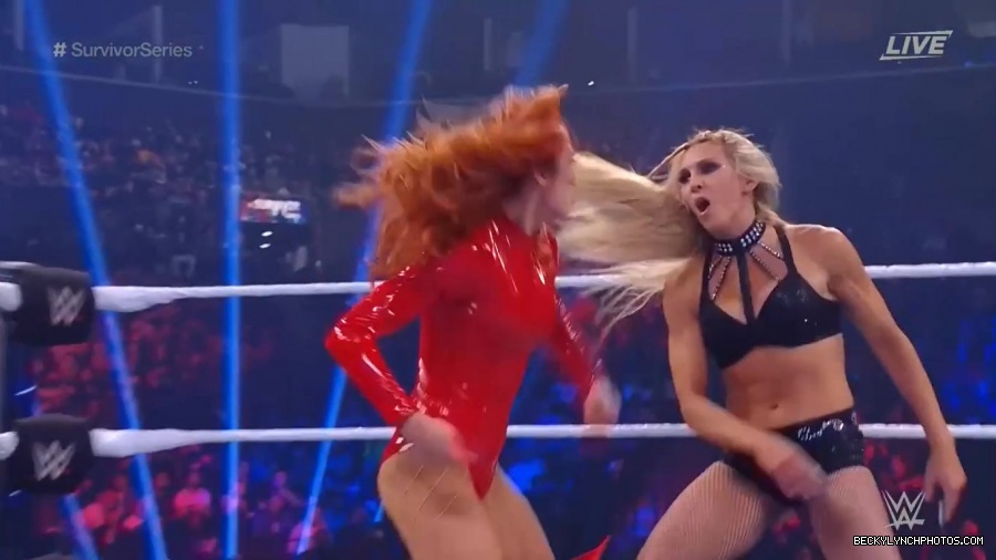SURVIVOR_SERIES_2021_NOV__212C_2021_-_Becky_vs_Charlotte_1065.jpg