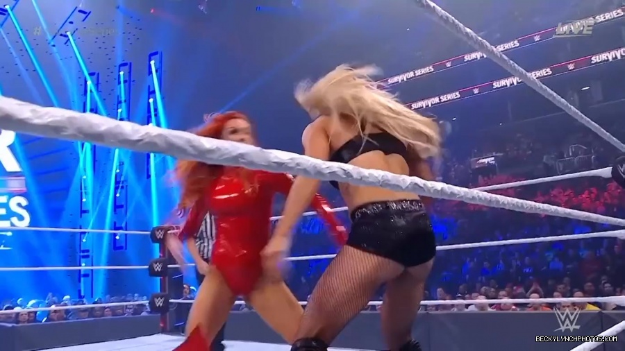 SURVIVOR_SERIES_2021_NOV__212C_2021_-_Becky_vs_Charlotte_1069.jpg