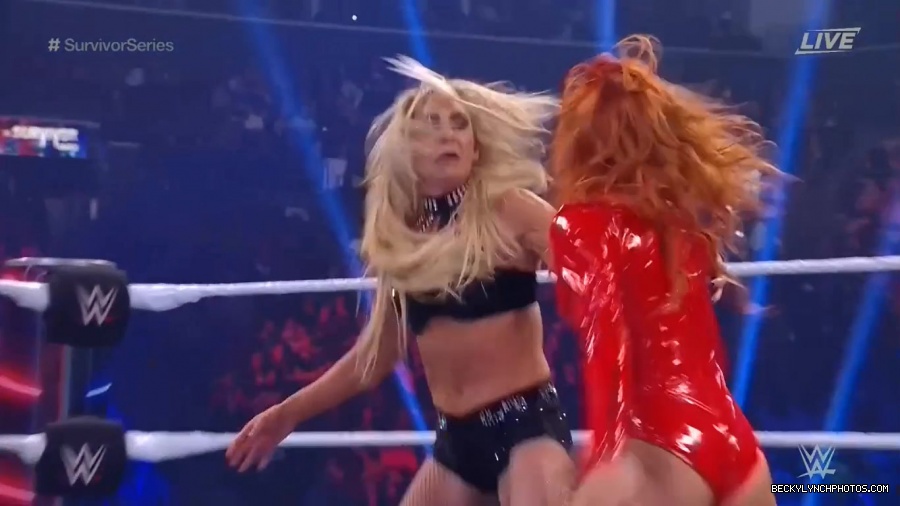 SURVIVOR_SERIES_2021_NOV__212C_2021_-_Becky_vs_Charlotte_1073.jpg