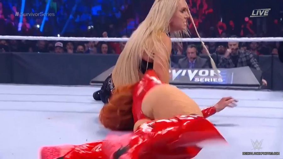 SURVIVOR_SERIES_2021_NOV__212C_2021_-_Becky_vs_Charlotte_1083.jpg