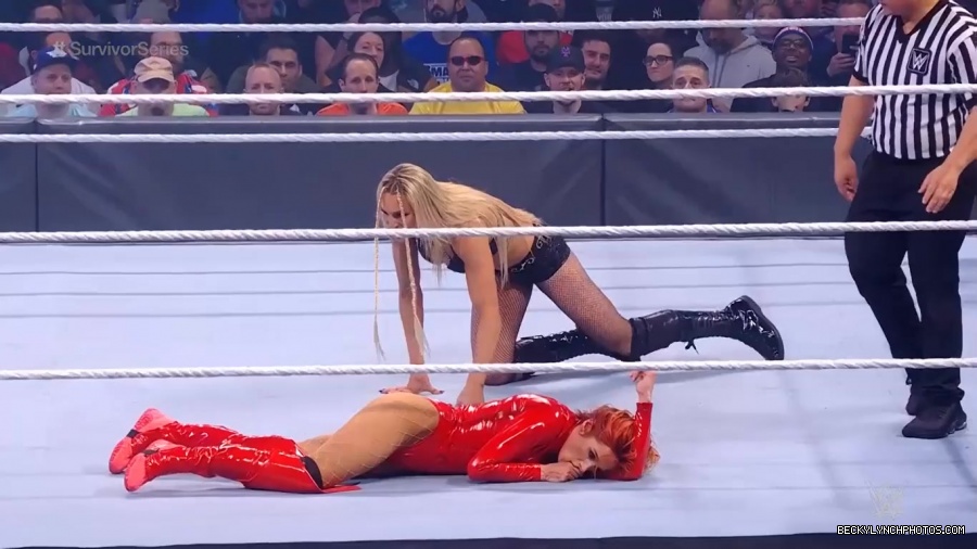SURVIVOR_SERIES_2021_NOV__212C_2021_-_Becky_vs_Charlotte_1124.jpg