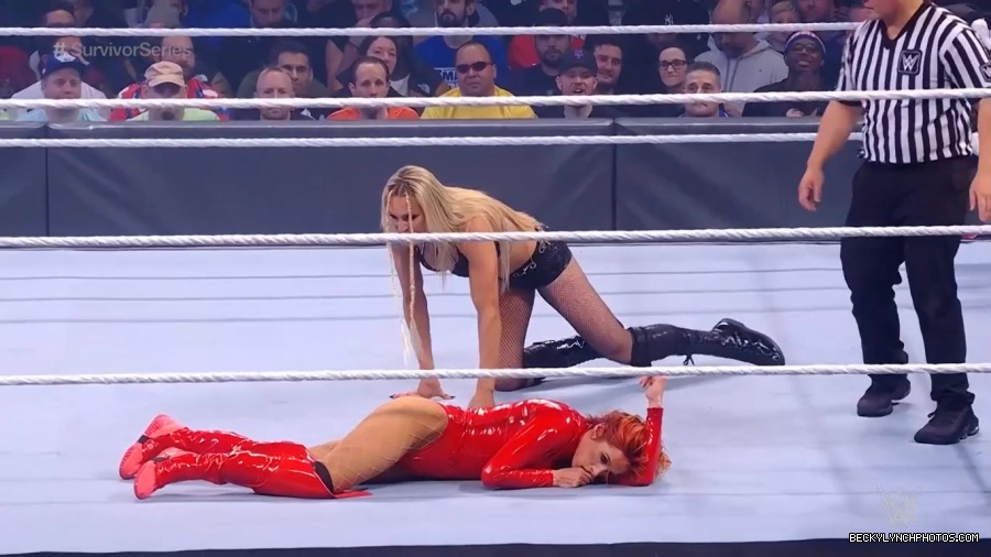 SURVIVOR_SERIES_2021_NOV__212C_2021_-_Becky_vs_Charlotte_1125.jpg