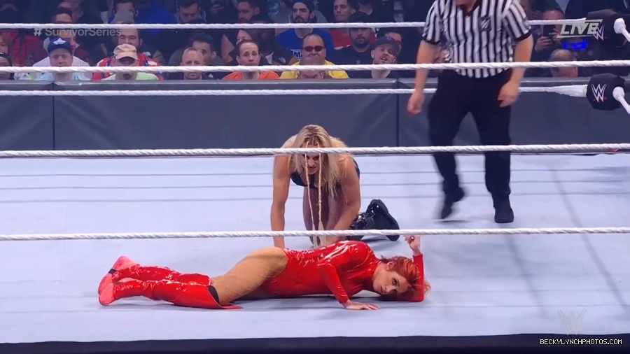 SURVIVOR_SERIES_2021_NOV__212C_2021_-_Becky_vs_Charlotte_1128.jpg