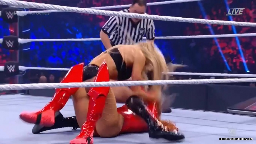 SURVIVOR_SERIES_2021_NOV__212C_2021_-_Becky_vs_Charlotte_1137.jpg