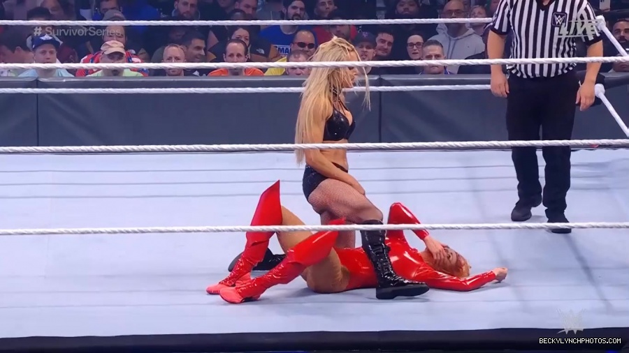 SURVIVOR_SERIES_2021_NOV__212C_2021_-_Becky_vs_Charlotte_1148.jpg