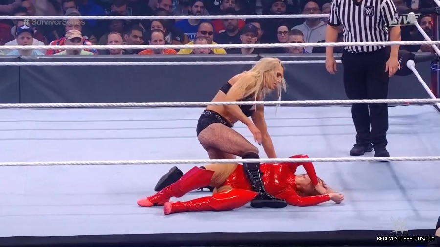 SURVIVOR_SERIES_2021_NOV__212C_2021_-_Becky_vs_Charlotte_1150.jpg