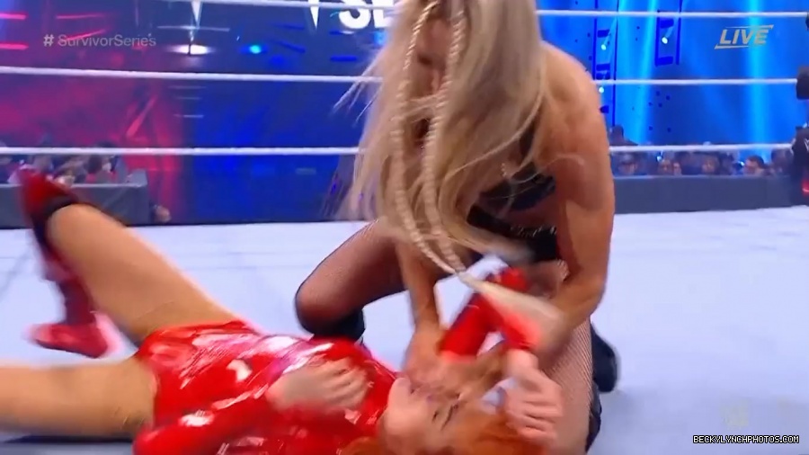 SURVIVOR_SERIES_2021_NOV__212C_2021_-_Becky_vs_Charlotte_1153.jpg