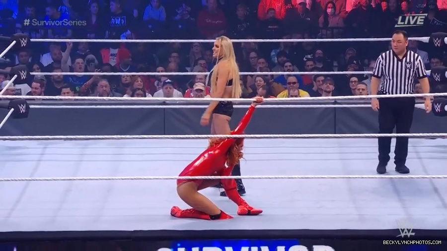 SURVIVOR_SERIES_2021_NOV__212C_2021_-_Becky_vs_Charlotte_1179.jpg