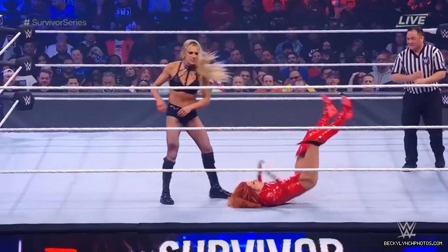 SURVIVOR_SERIES_2021_NOV__212C_2021_-_Becky_vs_Charlotte_1190.jpg