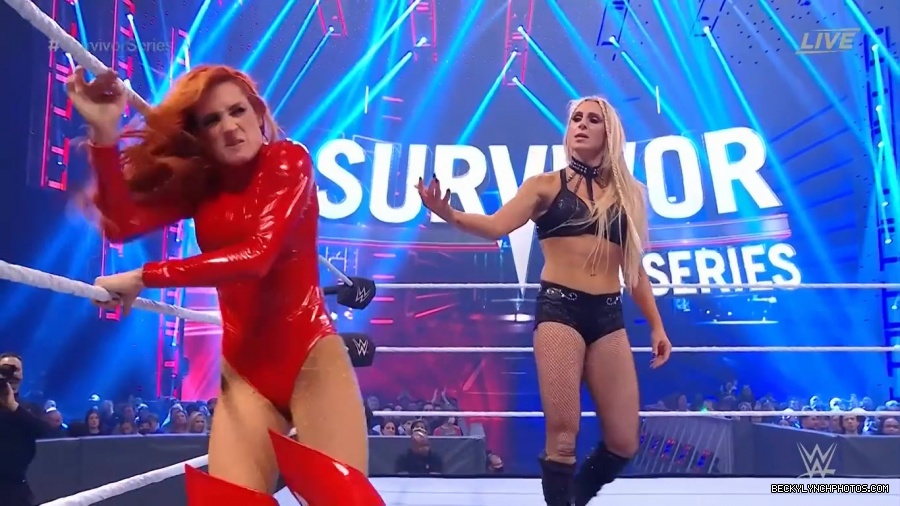 SURVIVOR_SERIES_2021_NOV__212C_2021_-_Becky_vs_Charlotte_1197.jpg