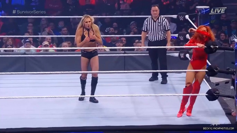 SURVIVOR_SERIES_2021_NOV__212C_2021_-_Becky_vs_Charlotte_1207.jpg
