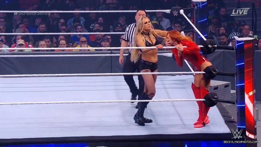 SURVIVOR_SERIES_2021_NOV__212C_2021_-_Becky_vs_Charlotte_1224.jpg