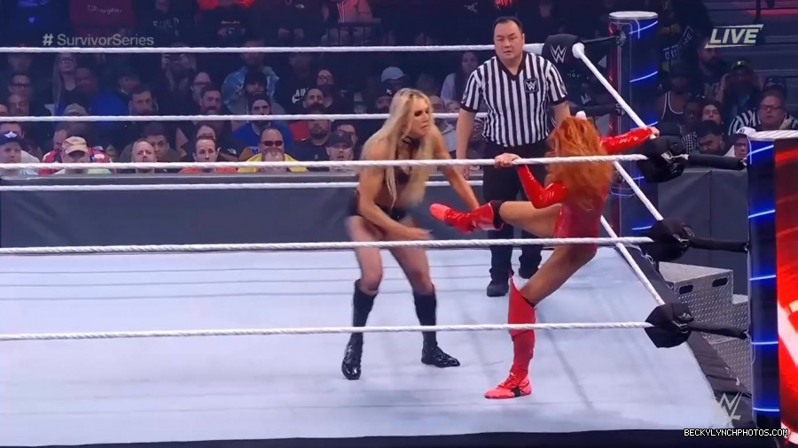 SURVIVOR_SERIES_2021_NOV__212C_2021_-_Becky_vs_Charlotte_1252.jpg