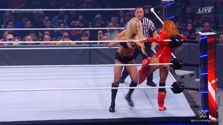 SURVIVOR_SERIES_2021_NOV__212C_2021_-_Becky_vs_Charlotte_1259.jpg