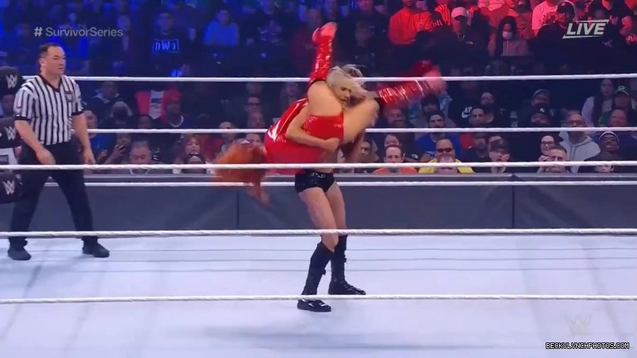 SURVIVOR_SERIES_2021_NOV__212C_2021_-_Becky_vs_Charlotte_1286.jpg