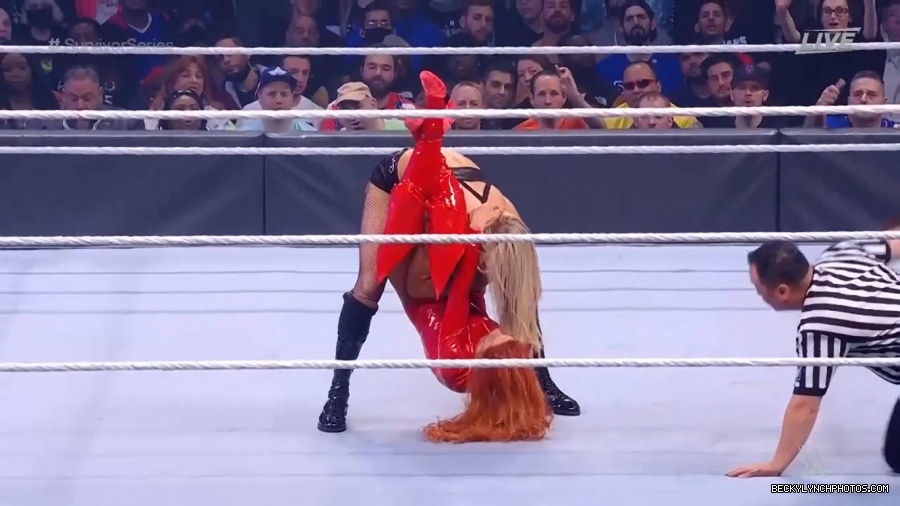 SURVIVOR_SERIES_2021_NOV__212C_2021_-_Becky_vs_Charlotte_1303.jpg
