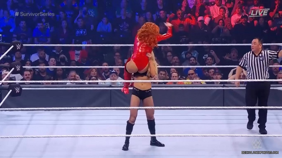 SURVIVOR_SERIES_2021_NOV__212C_2021_-_Becky_vs_Charlotte_1309.jpg