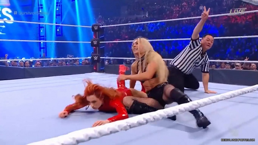 SURVIVOR_SERIES_2021_NOV__212C_2021_-_Becky_vs_Charlotte_1323.jpg