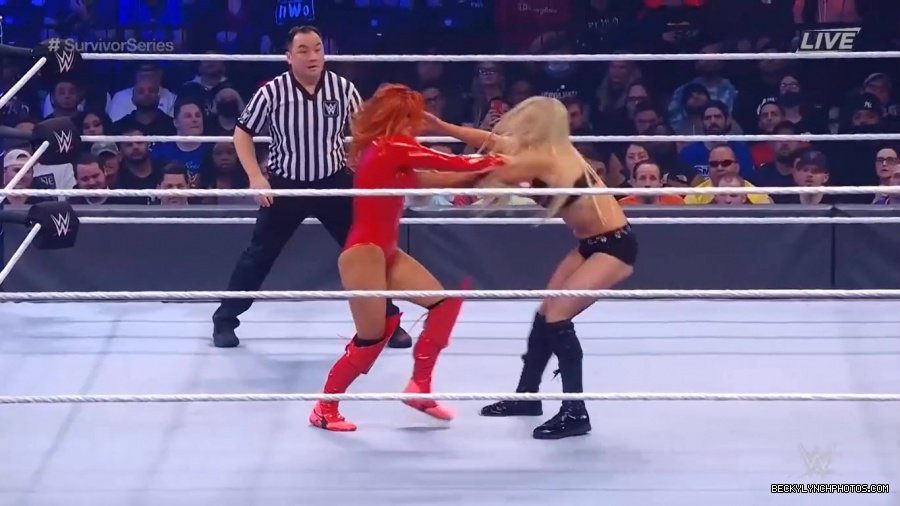 SURVIVOR_SERIES_2021_NOV__212C_2021_-_Becky_vs_Charlotte_1452.jpg